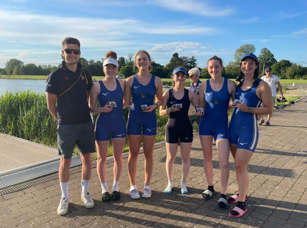 Women's Four Winning MET Regatta